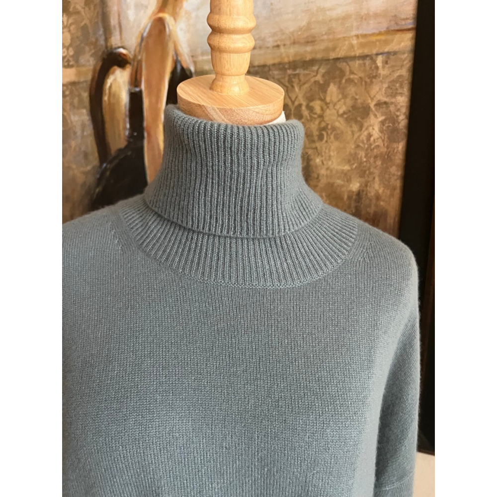 NWT Imported arch4 Teal Cashmere Turtleneck Sweater M